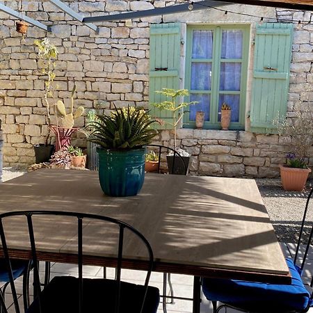 Gite Et Studios Les Barongeres Farges-lès-Chalon Kültér fotó