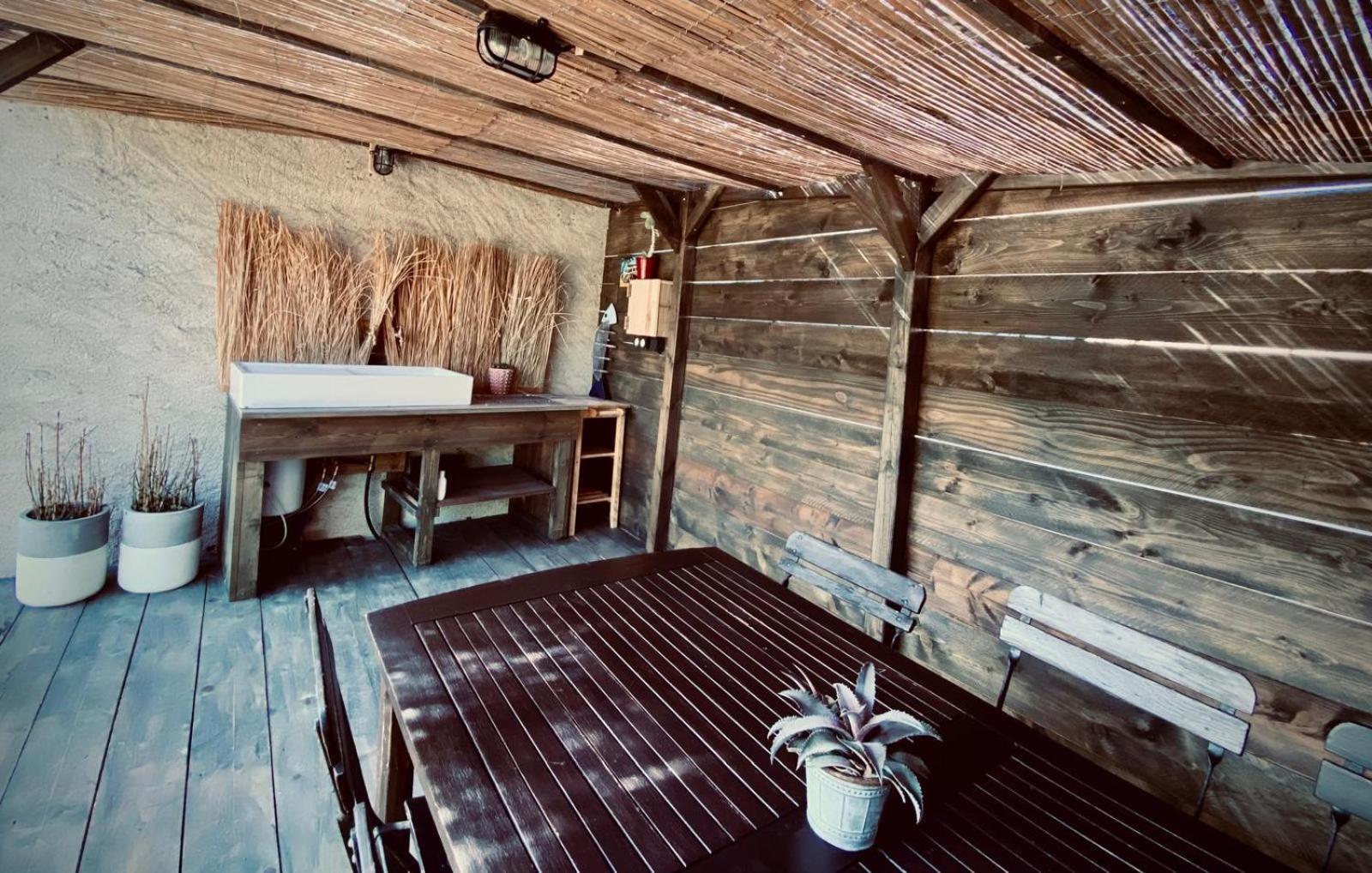 Gite Et Studios Les Barongeres Farges-lès-Chalon Kültér fotó
